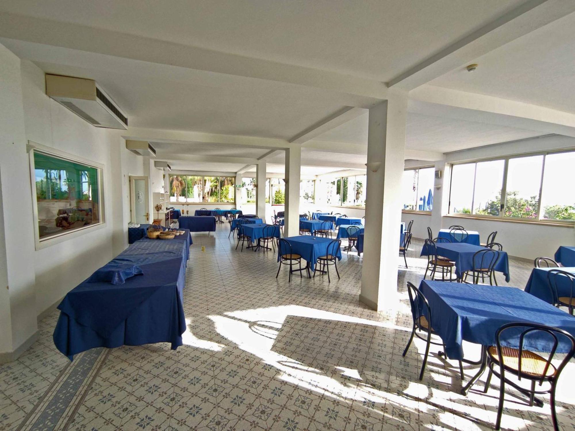 Picchio Hotel Pescoluse Marina Di Pescoluse Exteriör bild